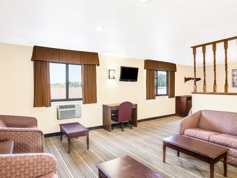 Coastal Inn & Suites Wilmington Eksteriør bilde