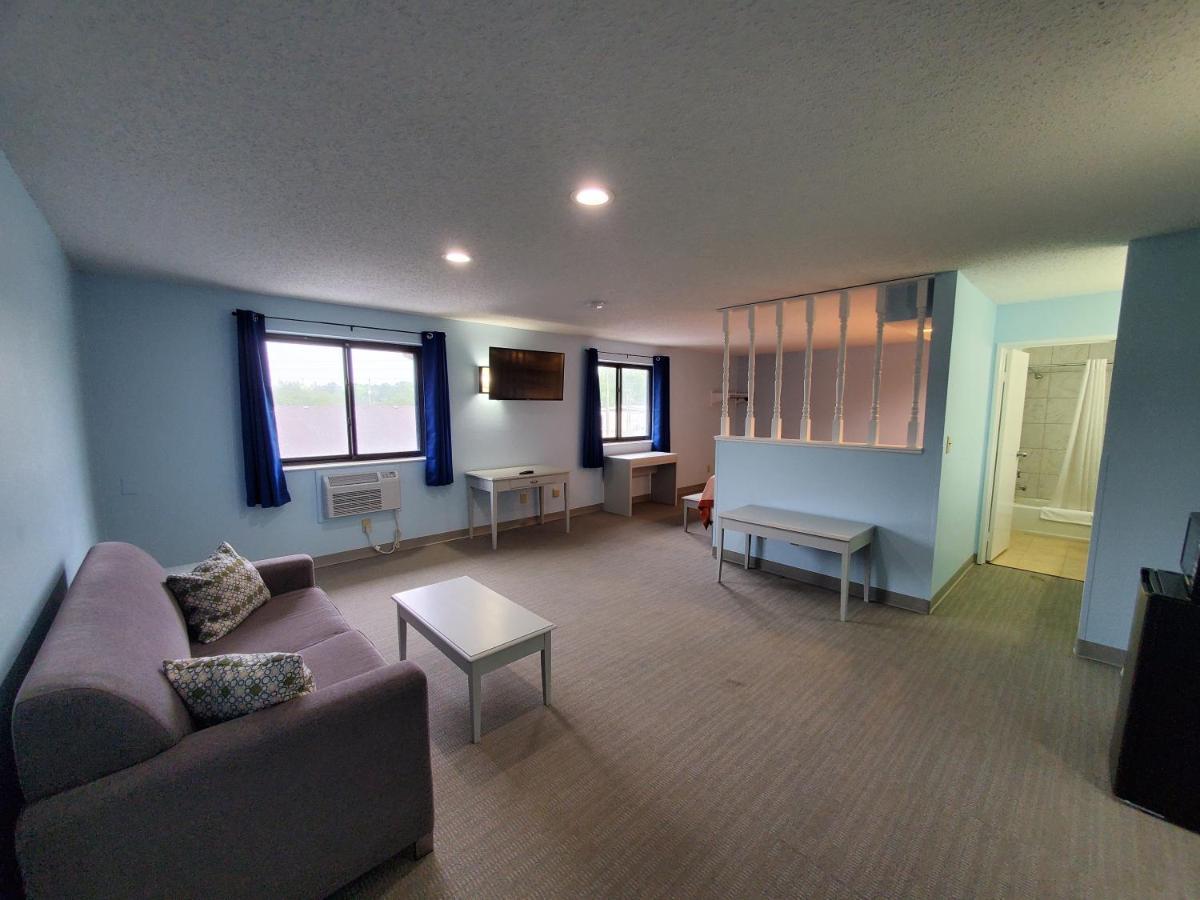 Coastal Inn & Suites Wilmington Eksteriør bilde