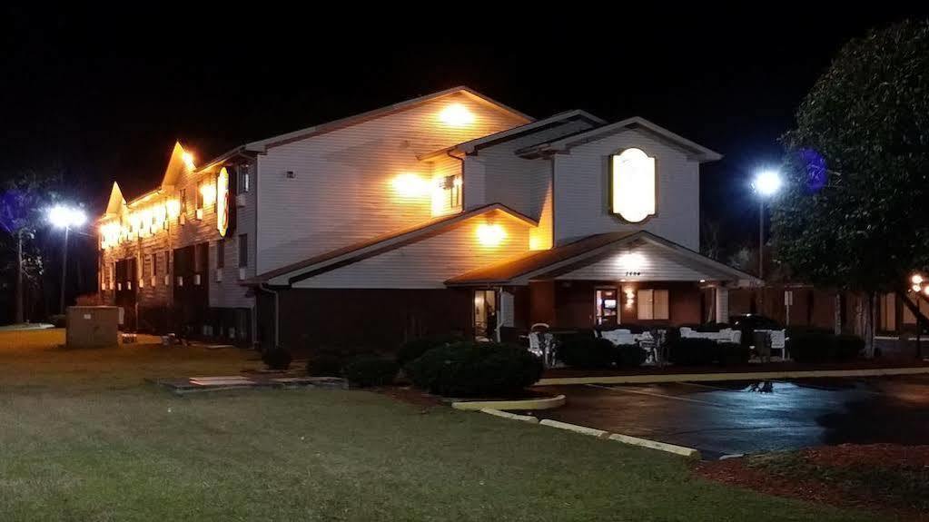 Coastal Inn & Suites Wilmington Eksteriør bilde